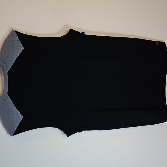 Adidas Climalite XL Black and Gray Sleeveless Jersey - Picture 4 of 6